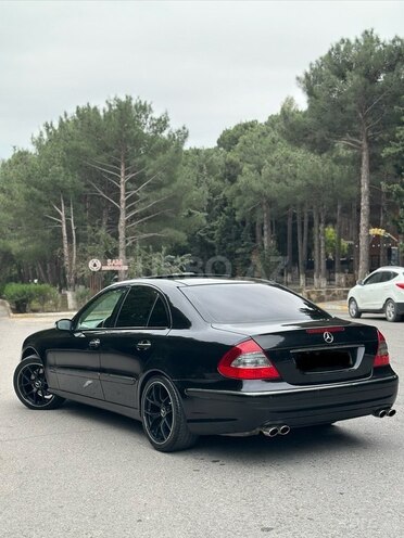 Mercedes E 320 2003, 269,000 km - 3.2 l - Sumqayıt