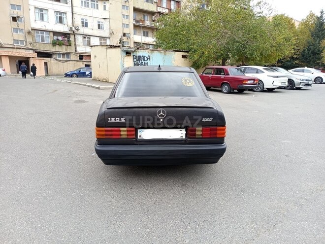 Mercedes 190 1990, 32,541 km - 2.0 л - Bakı