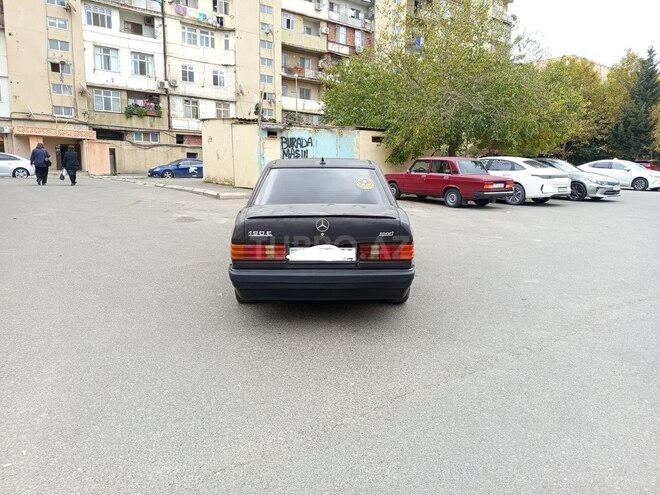 Mercedes 190 1990, 32,541 km - 2.0 л - Bakı