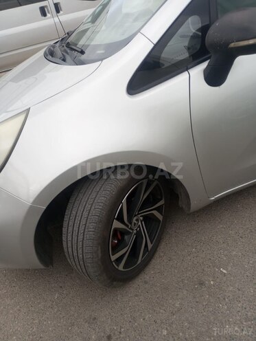 Kia Rio 2012, 200,000 km - 1.4 л - Bakı