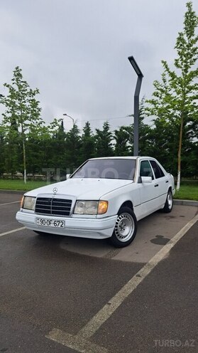 Mercedes 250 D 1992, 235,500 km - 2.5 l - Salyan