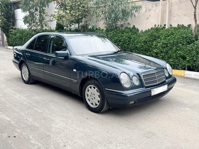 Mercedes E 220 1999, 370,550 km - 2.2 l - Bakı