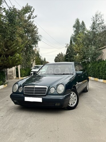Mercedes E 220 1999, 370,550 km - 2.2 l - Bakı