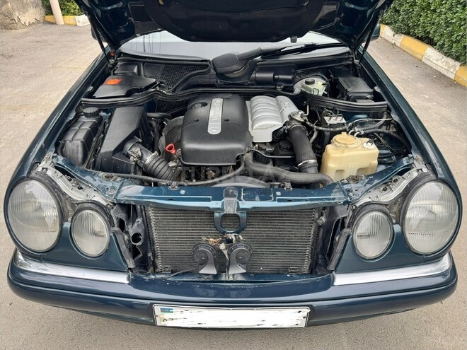 Mercedes E 220 1999, 370,550 km - 2.2 l - Bakı