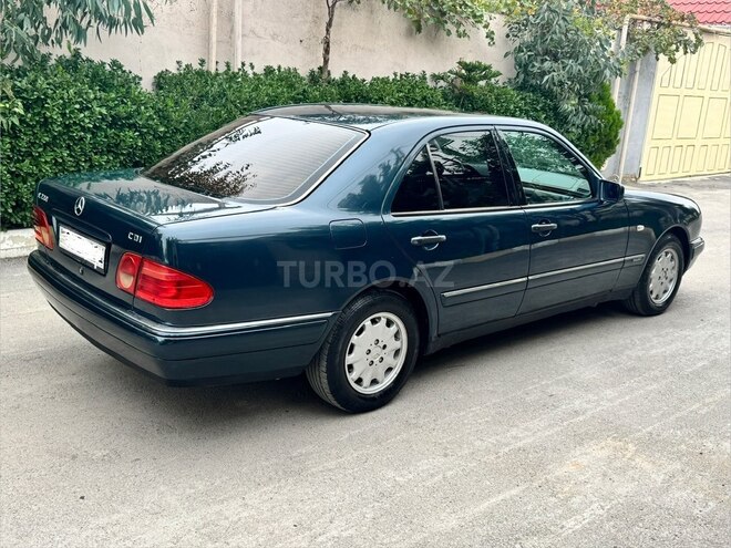 Mercedes E 220 1999, 370,550 km - 2.2 l - Bakı