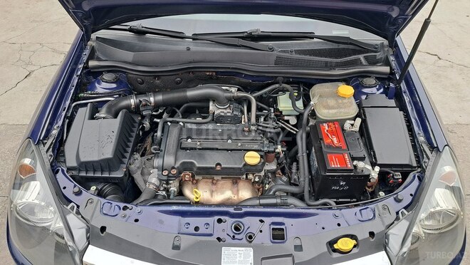 Opel Astra 2010, 201,500 km - 1.4 l - Şəki