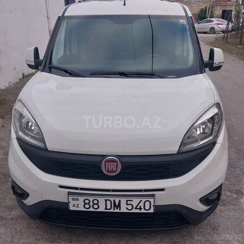 Fiat Doblo 2015, 178,500 km - 1.3 л - Bakı