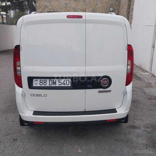 Fiat Doblo 2015, 178,500 km - 1.3 л - Bakı