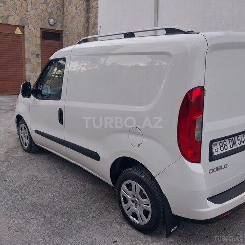 Fiat Doblo 2015, 178,500 km - 1.3 л - Bakı