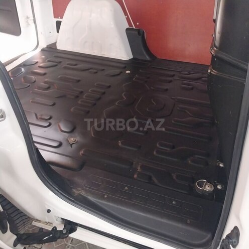 Fiat Doblo 2015, 178,500 km - 1.3 л - Bakı