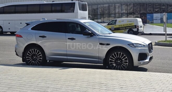 Jaguar F-Pace 2017, 165,000 km - 2.0 l - Bakı