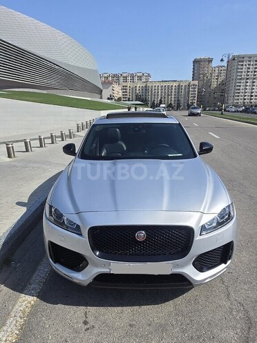 Jaguar F-Pace 2017, 165,000 km - 2.0 l - Bakı