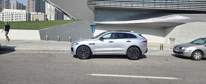 Jaguar F-Pace 2017, 165,000 km - 2.0 l - Bakı