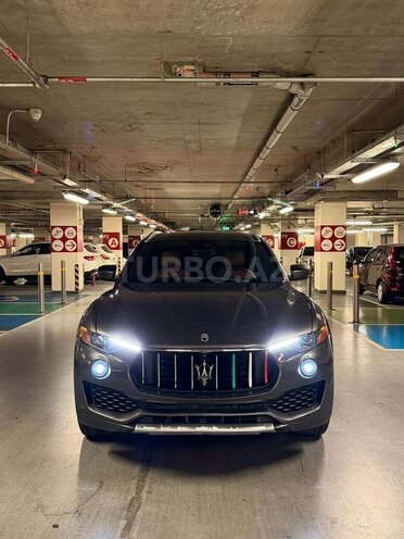 Maserati Levante 2017, 100,000 km - 3.0 l - Bakı