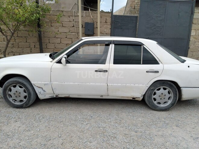 Mercedes 250 D 1992, 731,911 km - 2.5 l - Bakı