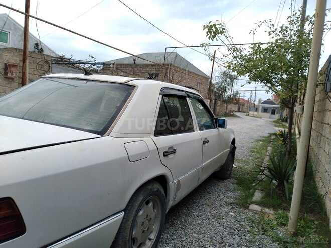 Mercedes 250 D 1992, 731,911 km - 2.5 l - Bakı
