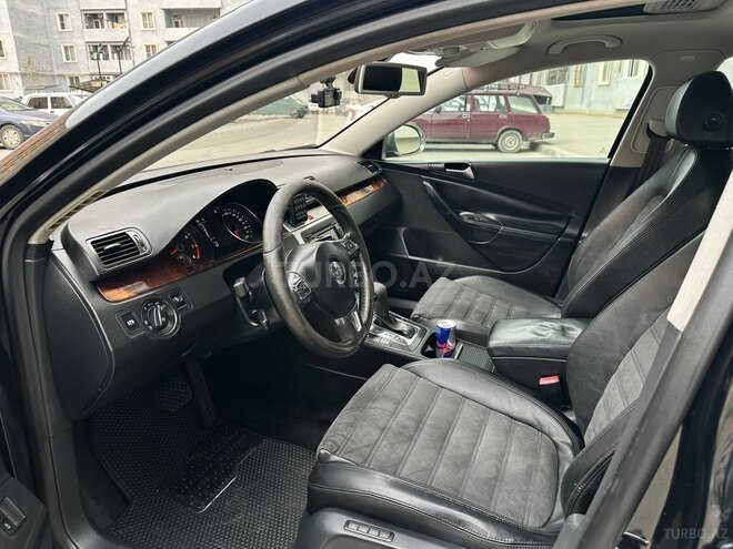 Volkswagen Passat 2009, 284,000 km - 1.8 л - Bakı