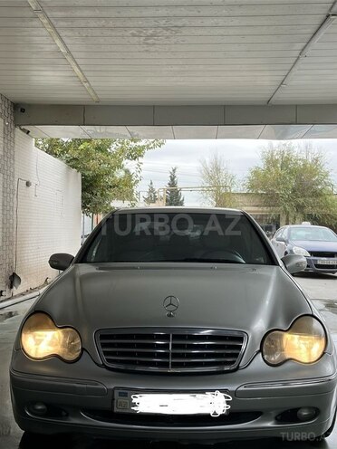 Mercedes C 200 2002, 380,000 km - 2.2 л - Bakı
