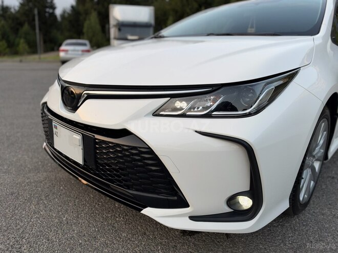 Toyota Corolla 2023, 22,500 km - 1.8 л - Bakı