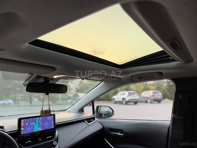 Toyota Corolla 2023, 22,500 km - 1.8 л - Bakı