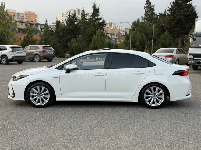 Toyota Corolla 2023, 22,500 km - 1.8 л - Bakı