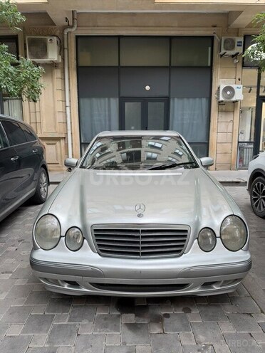 Mercedes E 240 2000, 340,000 km - 2.4 л - Bakı