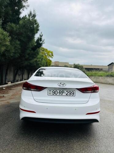 Hyundai Elantra 2016, 182,800 km - 1.6 l - Bakı