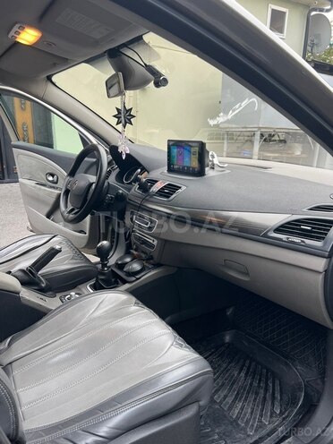 Renault Megane 2010, 384,000 km - 1.5 л - Şəki