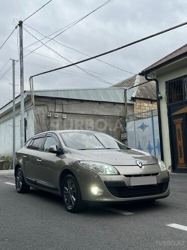 Renault Megane 2010, 384,000 km - 1.5 л - Şəki