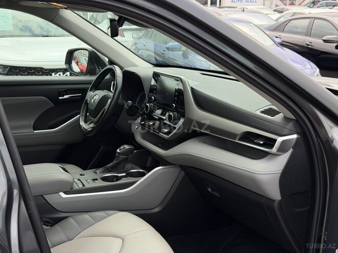 Toyota Highlander 2022, 106,500 km - 2.5 l - Bakı