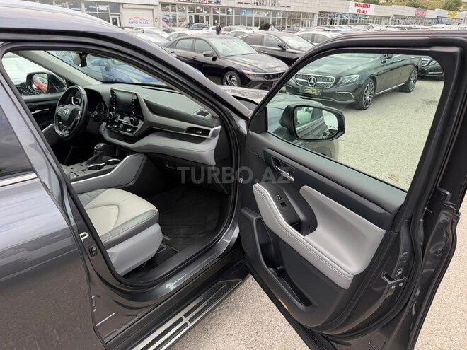 Toyota Highlander 2022, 106,500 km - 2.5 l - Bakı