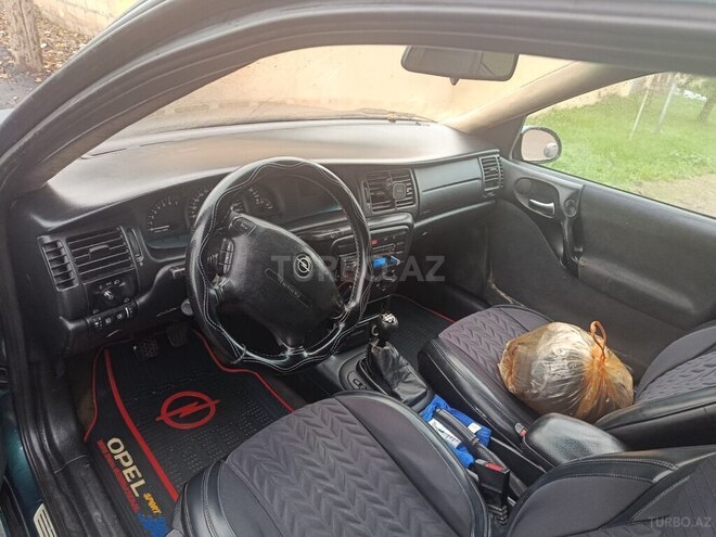 Opel Vectra 1999, 422,255 km - 1.6 l - Qusar