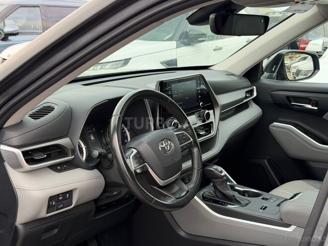 Toyota Highlander 2022, 106,500 km - 2.5 l - Bakı