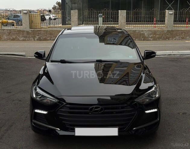 Hyundai Elantra 2018, 124,700 km - 1.6 l - Bakı