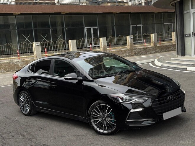 Hyundai Elantra 2018, 124,700 km - 1.6 l - Bakı