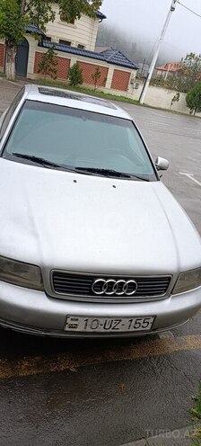 Audi A4 1995, 250,000 km - 1.8 л - Qusar