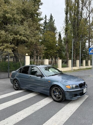 BMW 325 2004, 330,000 km - 2.5 l - Zaqatala
