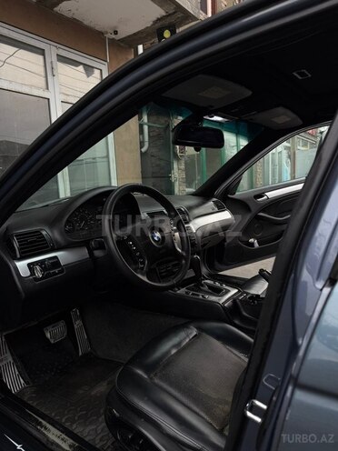 BMW 325 2004, 330,000 km - 2.5 l - Zaqatala