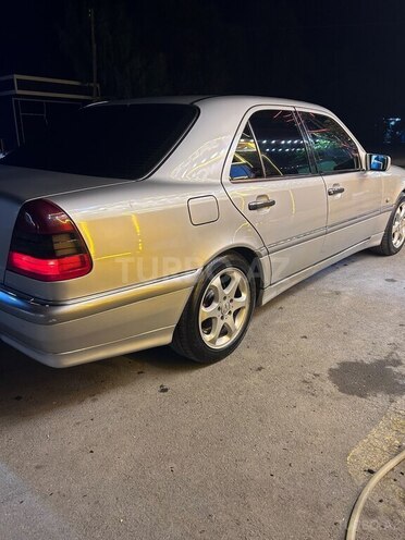 Mercedes C 240 1999, 285,000 km - 2.4 л - Ağdaş