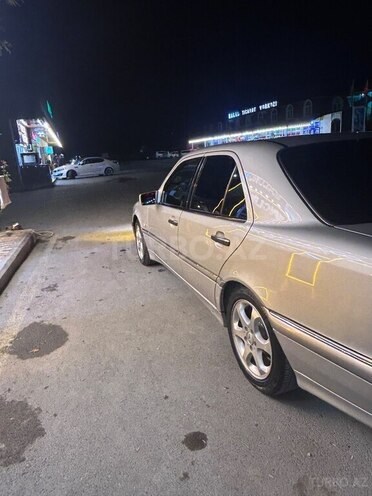 Mercedes C 240 1999, 285,000 km - 2.4 л - Ağdaş
