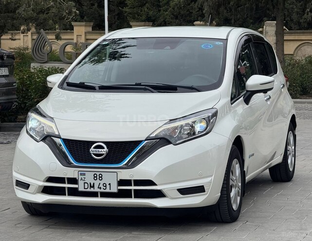 Nissan Note 2018, 42,000 km - 1.2 л - Bakı