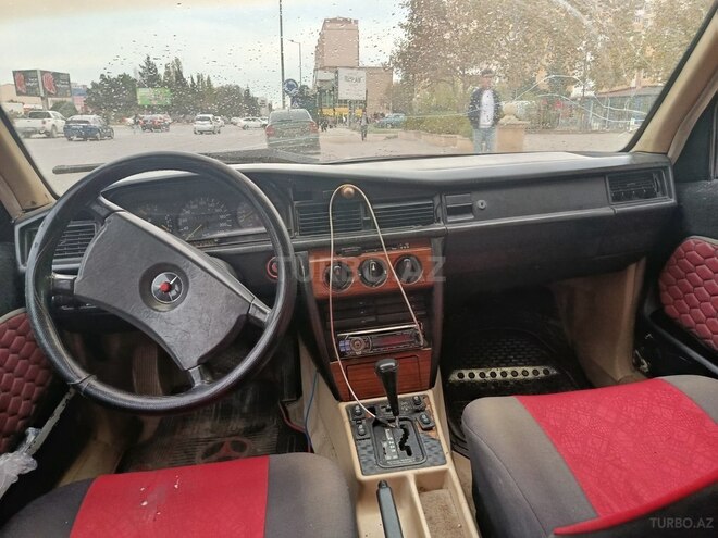 Mercedes 190 1991, 360,000 km - 1.8 л - Sumqayıt