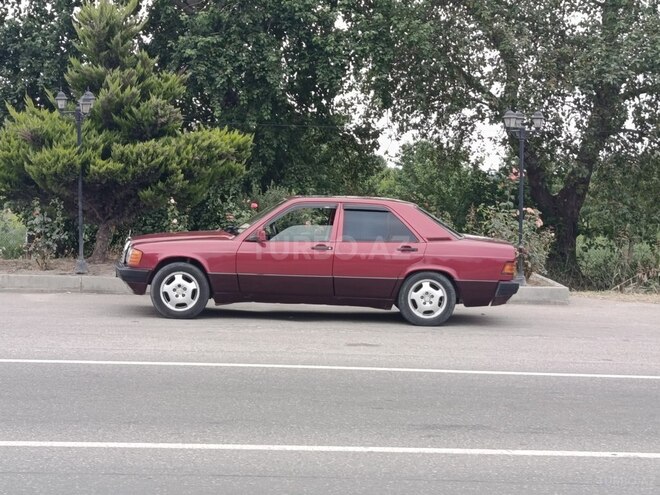 Mercedes 190 1991, 360,000 km - 1.8 л - Sumqayıt