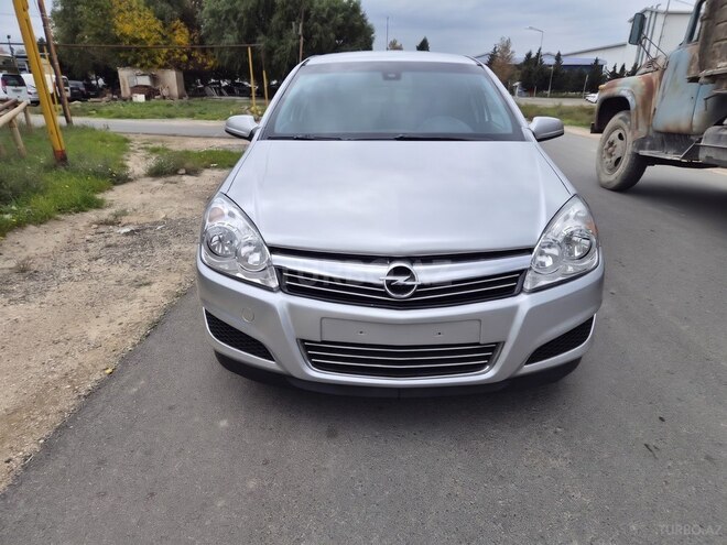 Opel Astra 2008, 299,999 km - 1.3 л - Bakı