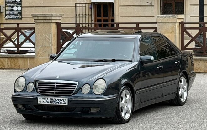 Mercedes E 320 2001, 345,000 km - 3.2 l - Bakı
