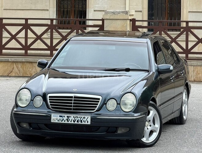 Mercedes E 320 2001, 345,000 km - 3.2 l - Bakı