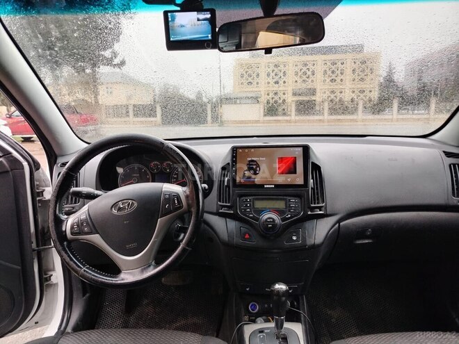 Hyundai i30 2008, 270,000 km - 1.6 l - Biləsuvar