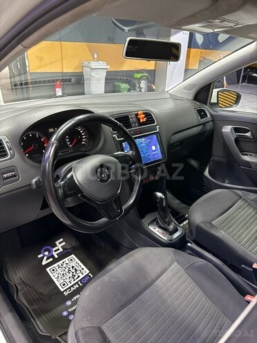Volkswagen Polo 2010, 112,000 km - 1.4 l - Bakı