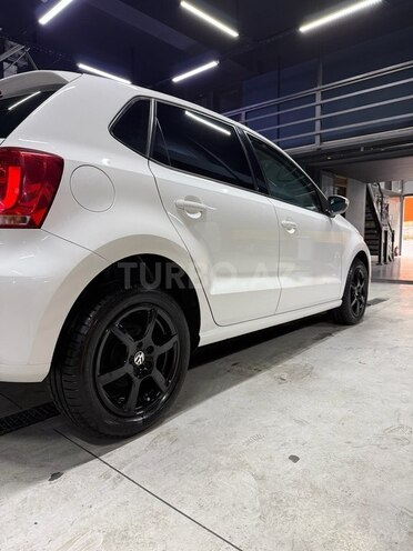Volkswagen Polo 2010, 112,000 km - 1.4 l - Bakı