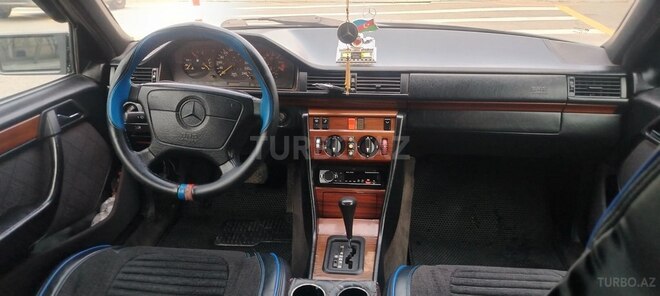 Mercedes 200 E 1994, 425,000 km - 2.0 l - Bakı